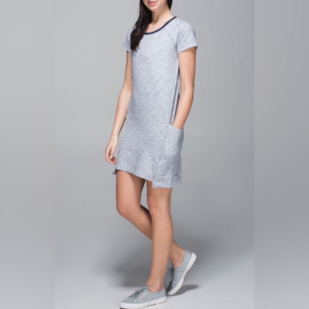 #24 Lululemon Cut Above Dress Heathered Space Dyed Gris / Deep Navy Sz 4